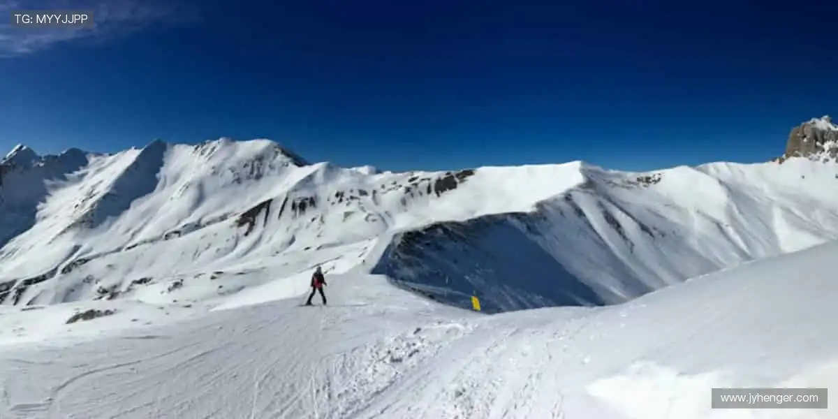 弹幕狂欢，万人同屏共热血！💬🔥